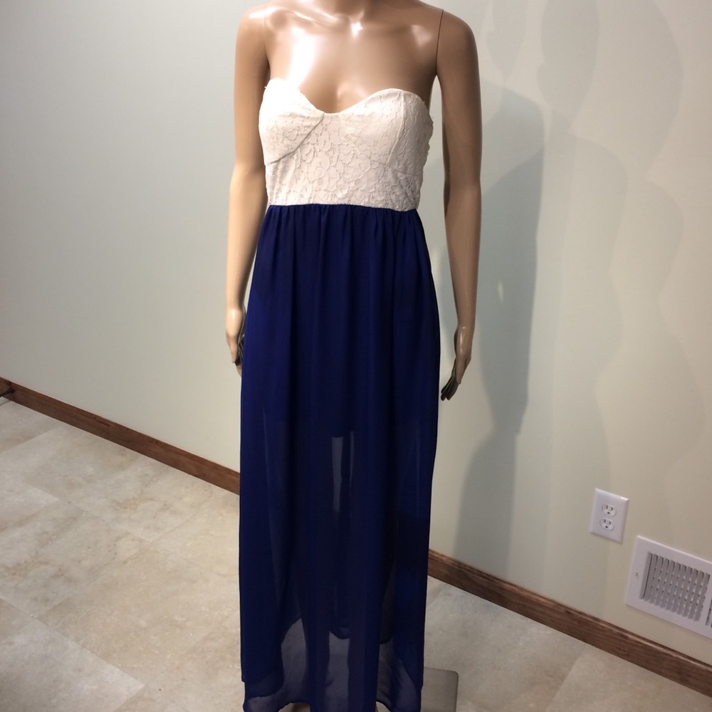 Maxi Dress with Sweetheart Neckline LAST CHANCE